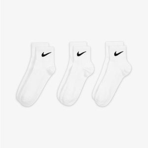 NIKE | PERFORMANCE LIGHTWEIGHT TRAINING ANKLE SOCKS (3 PAIRS) { WHITE/BLACK