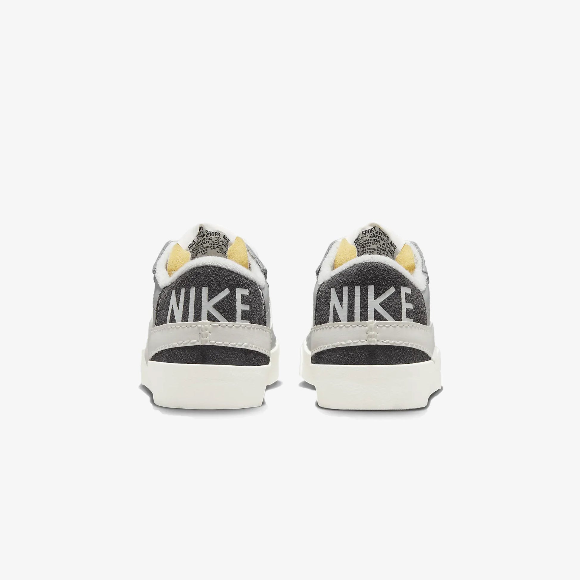 Nike | BLAZER LOW '77 JUMBO SE { LT SMOKE GREY/SAIL-PHOTON DUST