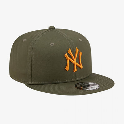 New Era | NEW YORK Yankees League Essential Khaki 9FIFTY Snapback Cap