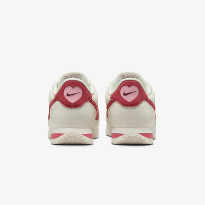 Nike | CORTEZ SE  { SAIL/ADOBE-MED SOFT PINK-TEAM RED