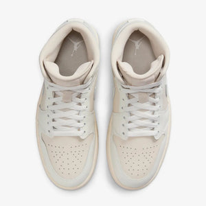 JORDAN | AIR JORDAN 1 MID { LEGEND LT BROWN/SAIL-MUSLIN