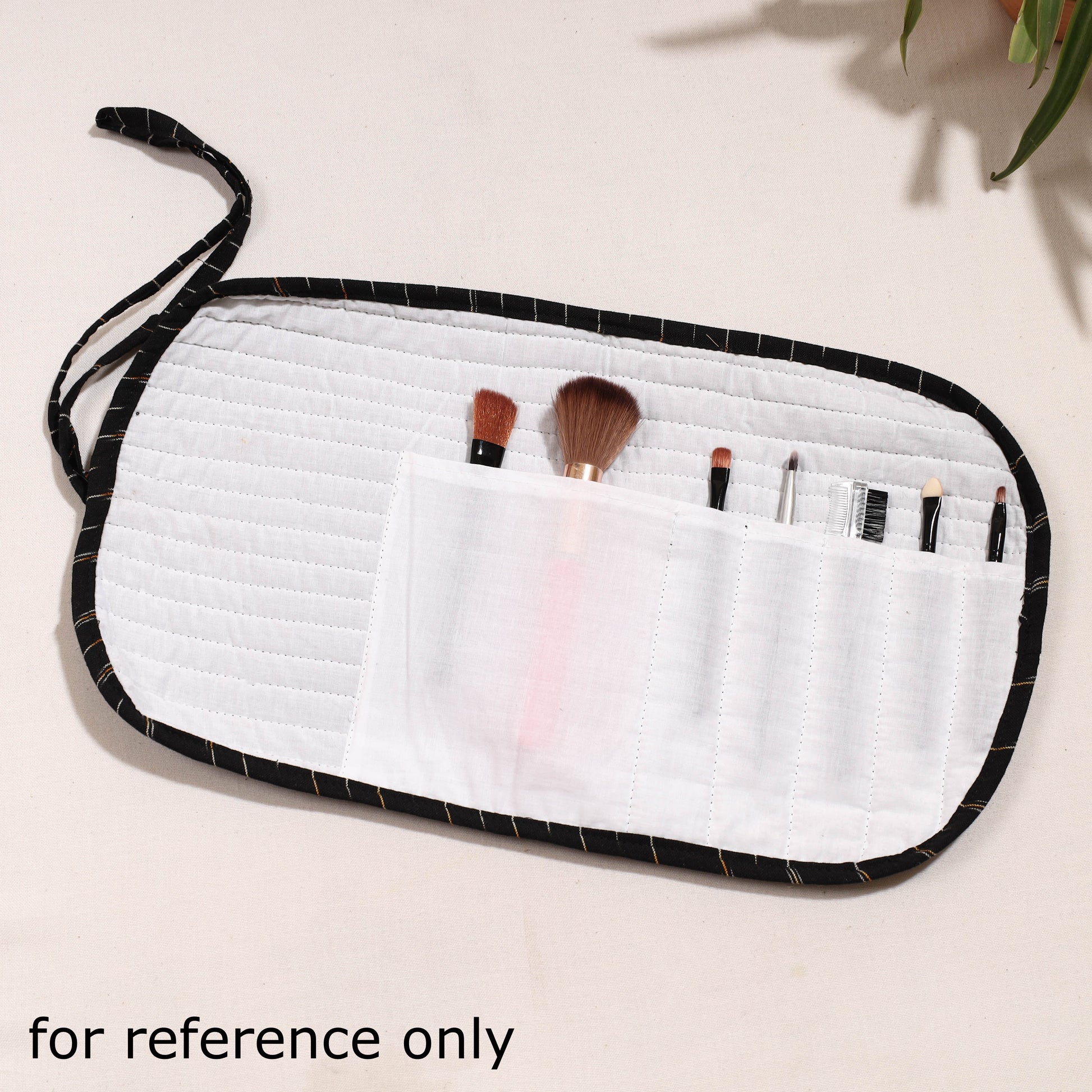 Black - Ikat Fabric Multipurpose Segmented Make-up Brush Wrap Pouch/Case