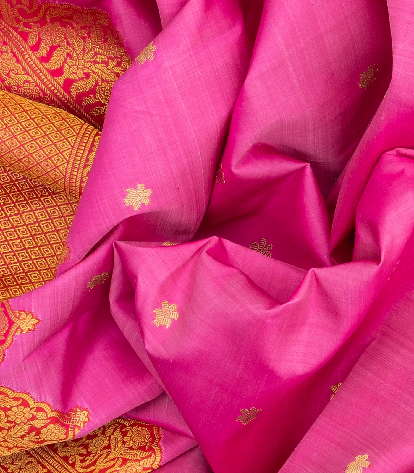 Candy Pink Handloom Korvai Silk Saree With Running Border