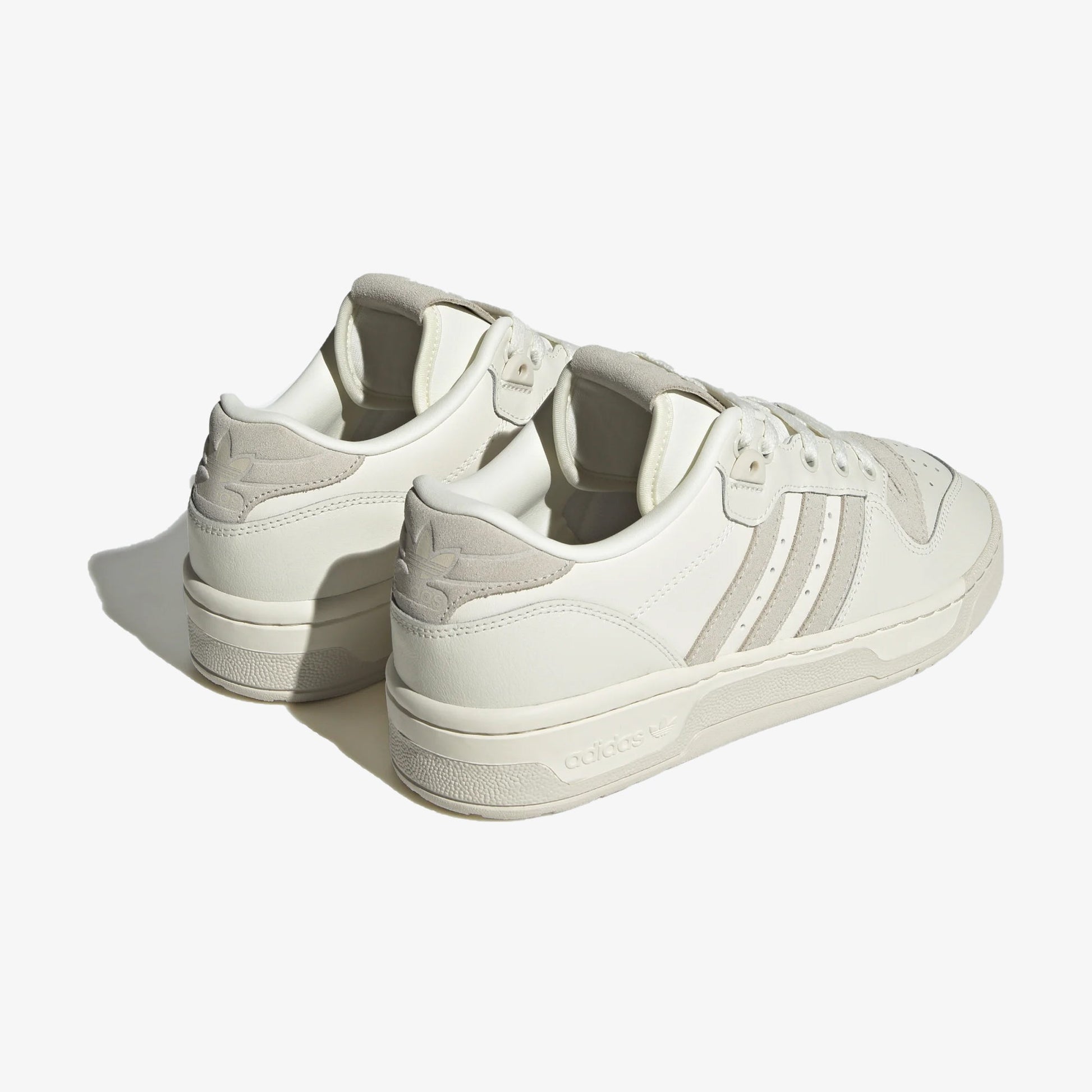 Adidas Originals | RIVALRY LOW  { OFF WHITE/ALUMINIUM