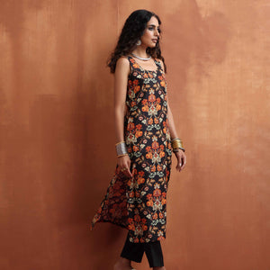 trueBrowns Black Print Straight Kurta Set
