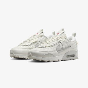 Nike | AIR MAX 90 FUTURA  { SAIL/LIGHT BONE-UNIVERSITY RED