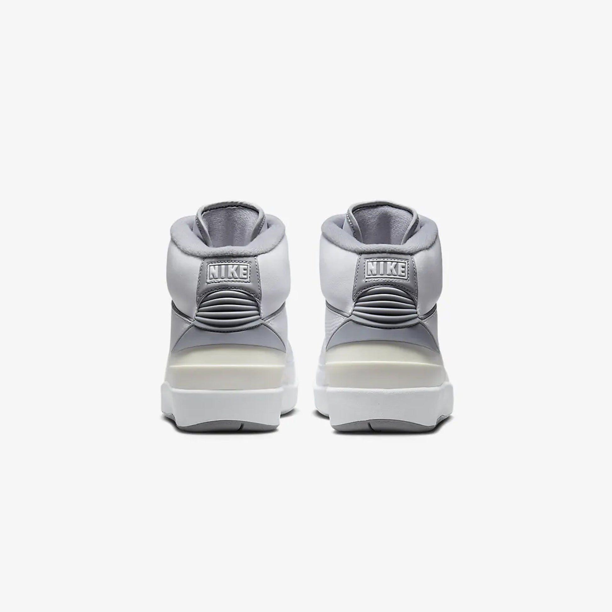 Jordan | AIR JORDAN 2 RETRO  { WHITE/CEMENT GREY-SAIL-BLACK