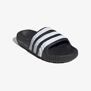 ADIDAS ORIGINALS | ADILETTE 22 SLIDES { CORE BLACK/CLOUD WHITE