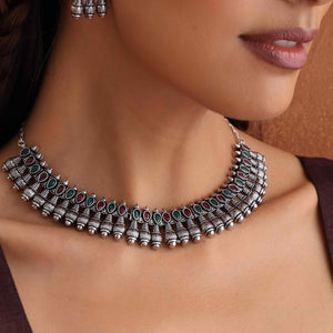 trueBrowns Silver Tone Necklace Set