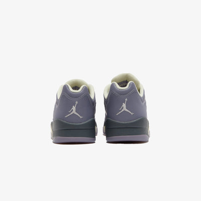 Jordan | AIR JORDAN 5 RETRO LOW  { INDIGO HAZE/FIRE RED-METALLIC SILVER