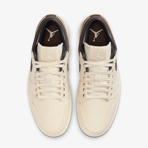 JORDAN | AIR JORDAN 1 LOW PREMIUM { PALE IVORY/BAROQUE BROWN-OFF NOIR