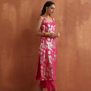 trueBrowns Pink Metallic Straight Kurta Set