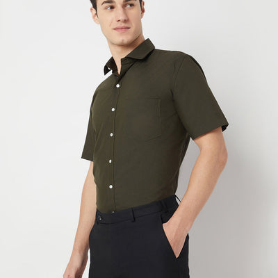 Wrinkle Free Half Sleeve Shirt