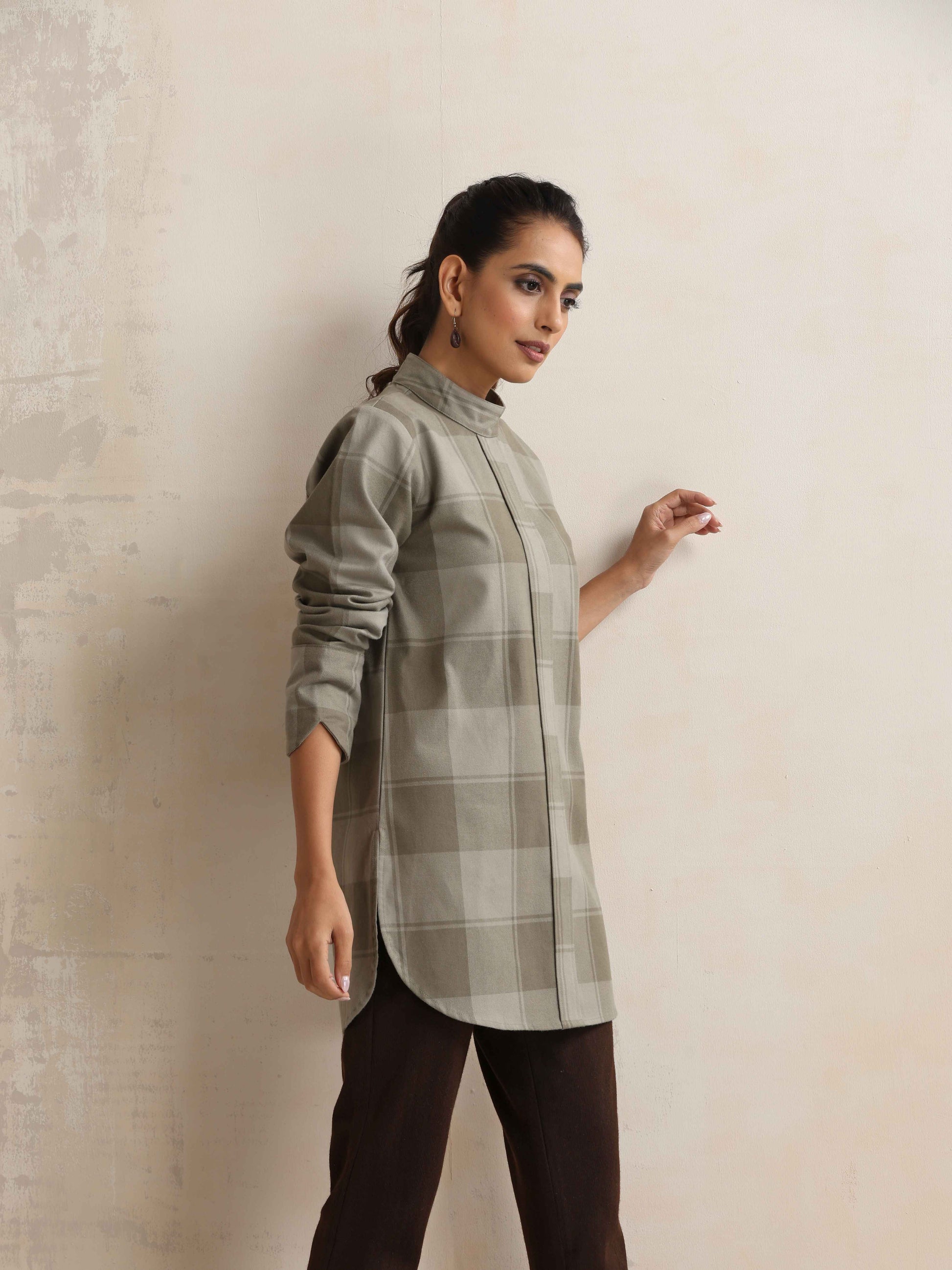 trueBrowns Green Check High Neck Short Kurta