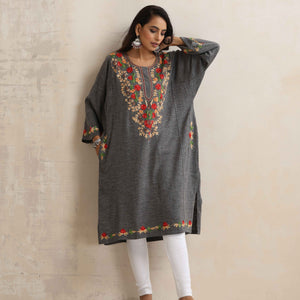 trueBrowns Grey Kashmiri Embroidered Woollen Phiran Kurta
