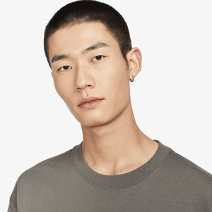 NIKE | MAX90 SKATE T-SHIRT { BROWN