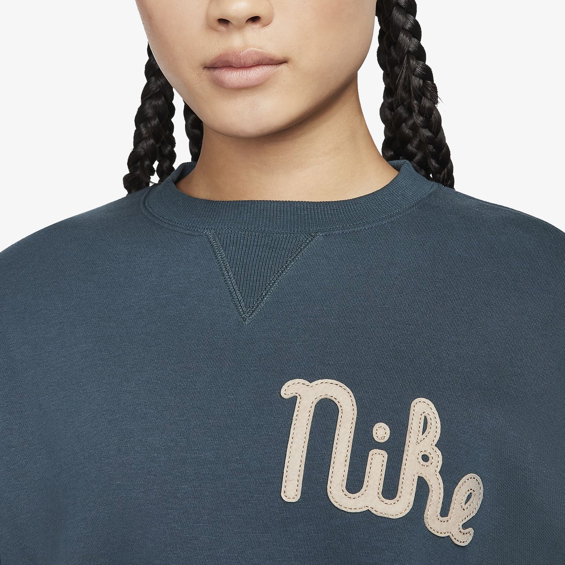 Nike | CREW-NECK FLEECE SWEATSHIRT  { DEEP JUNGLE/KHAKI/CAMPFIRE ORANGE