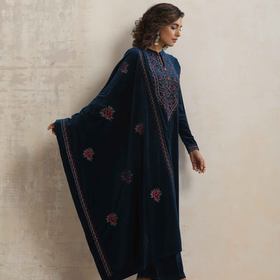 trueBrowns Blue Velvet Floral Embroidered Kurta Pant Dupatta Set