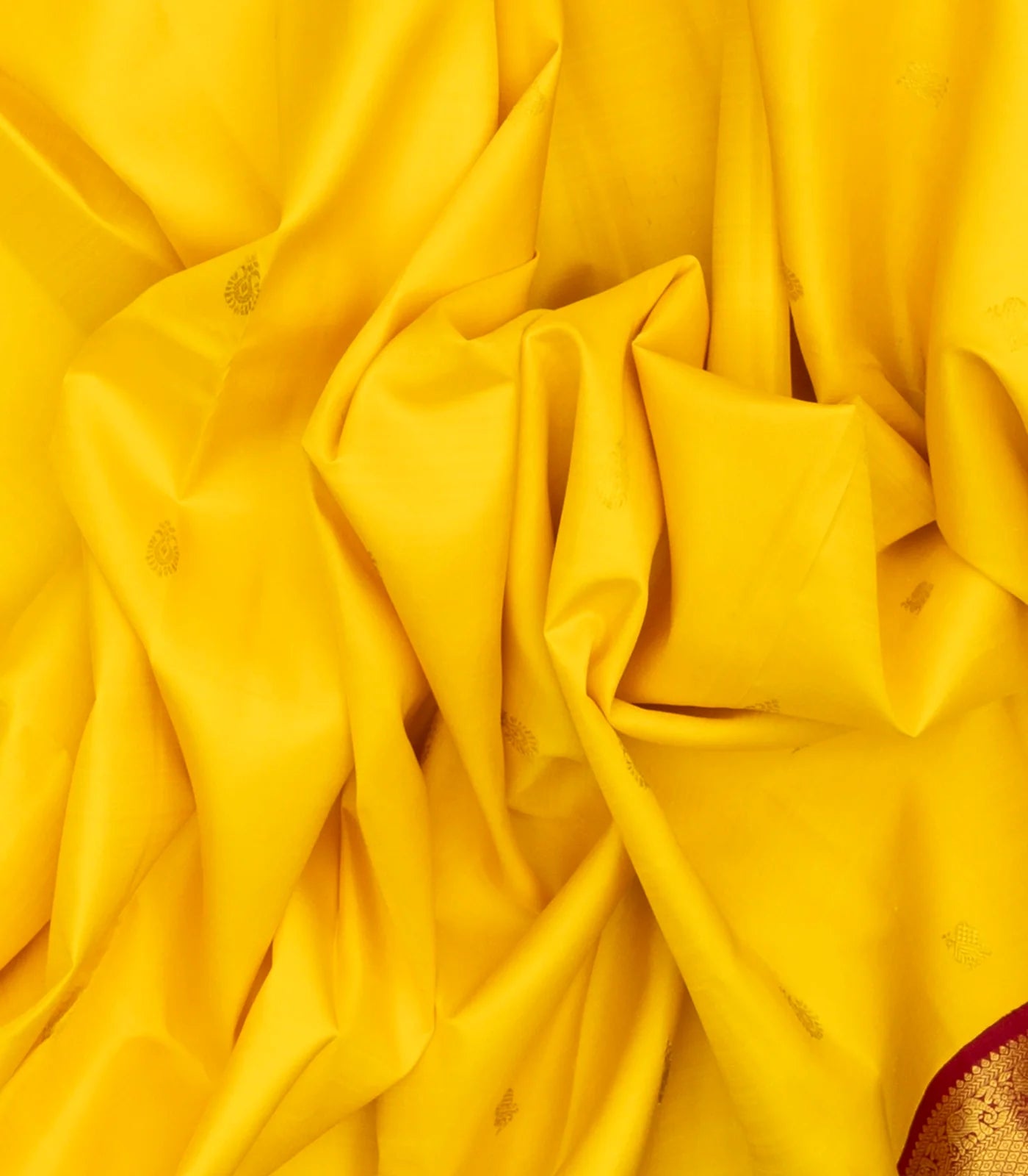 Yellow Handloom Korvai Kanchipuram Silk Saree With Annam Buttas