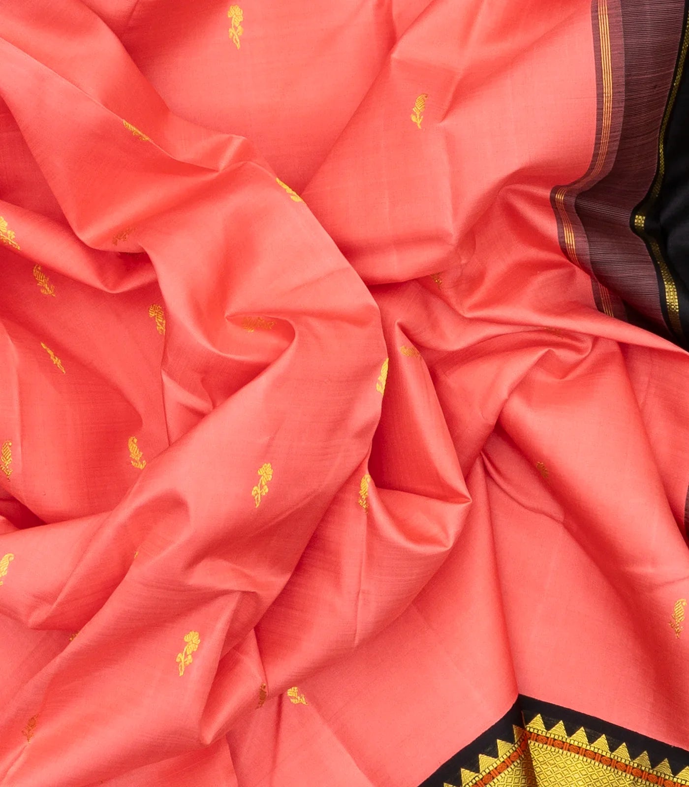 Peach Handloom Kanchipuram Korvai Silk Saree With Floral Buttas