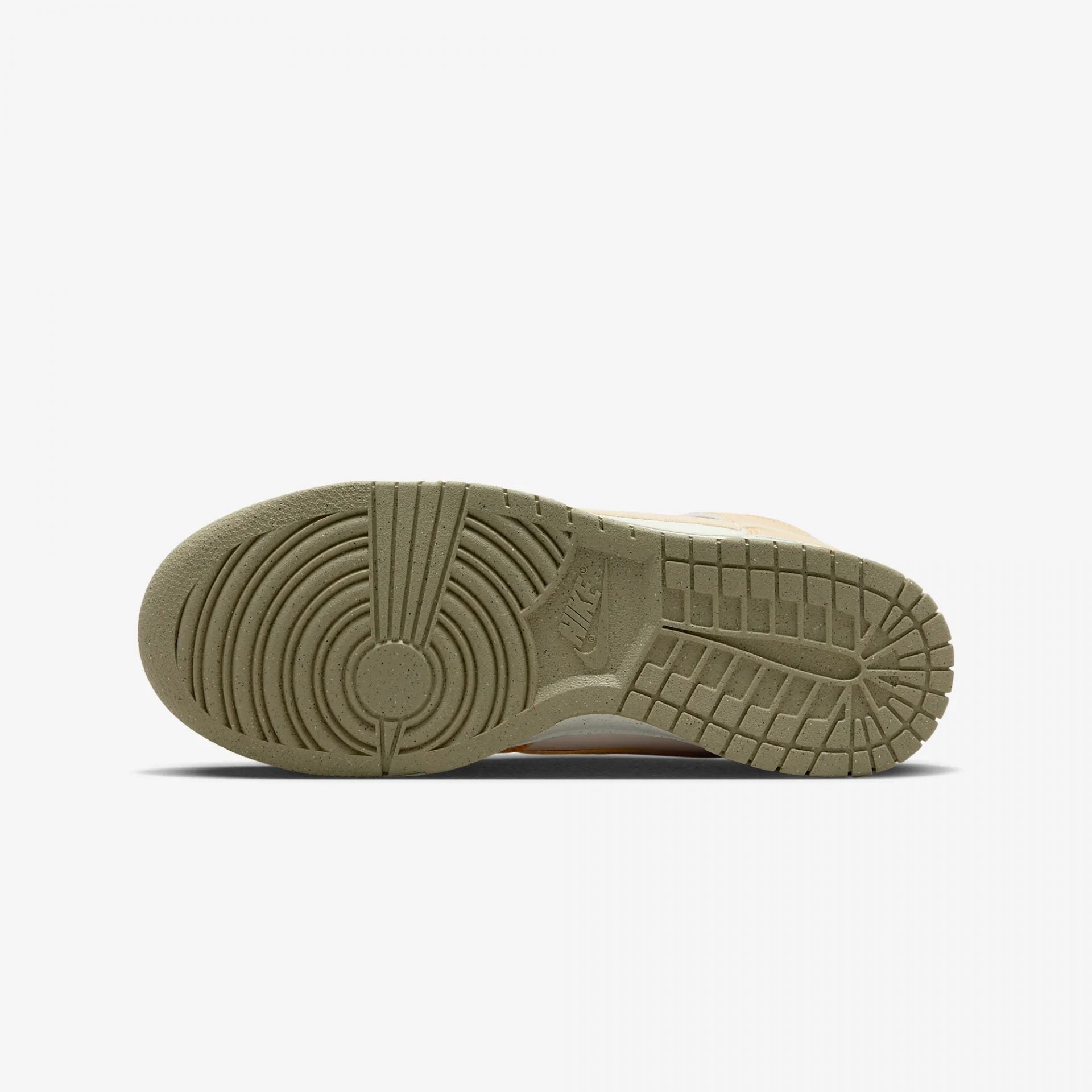 Nike | DUNK HIGH RETRO SE  { SESAME/BLACK