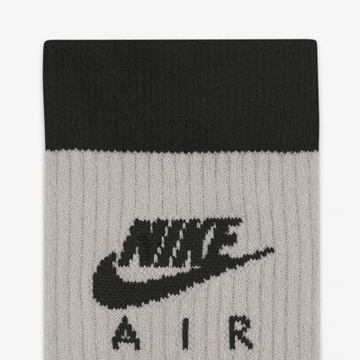 Nike | EVERYDAY ESSENTIAL  { CREW SOCKS