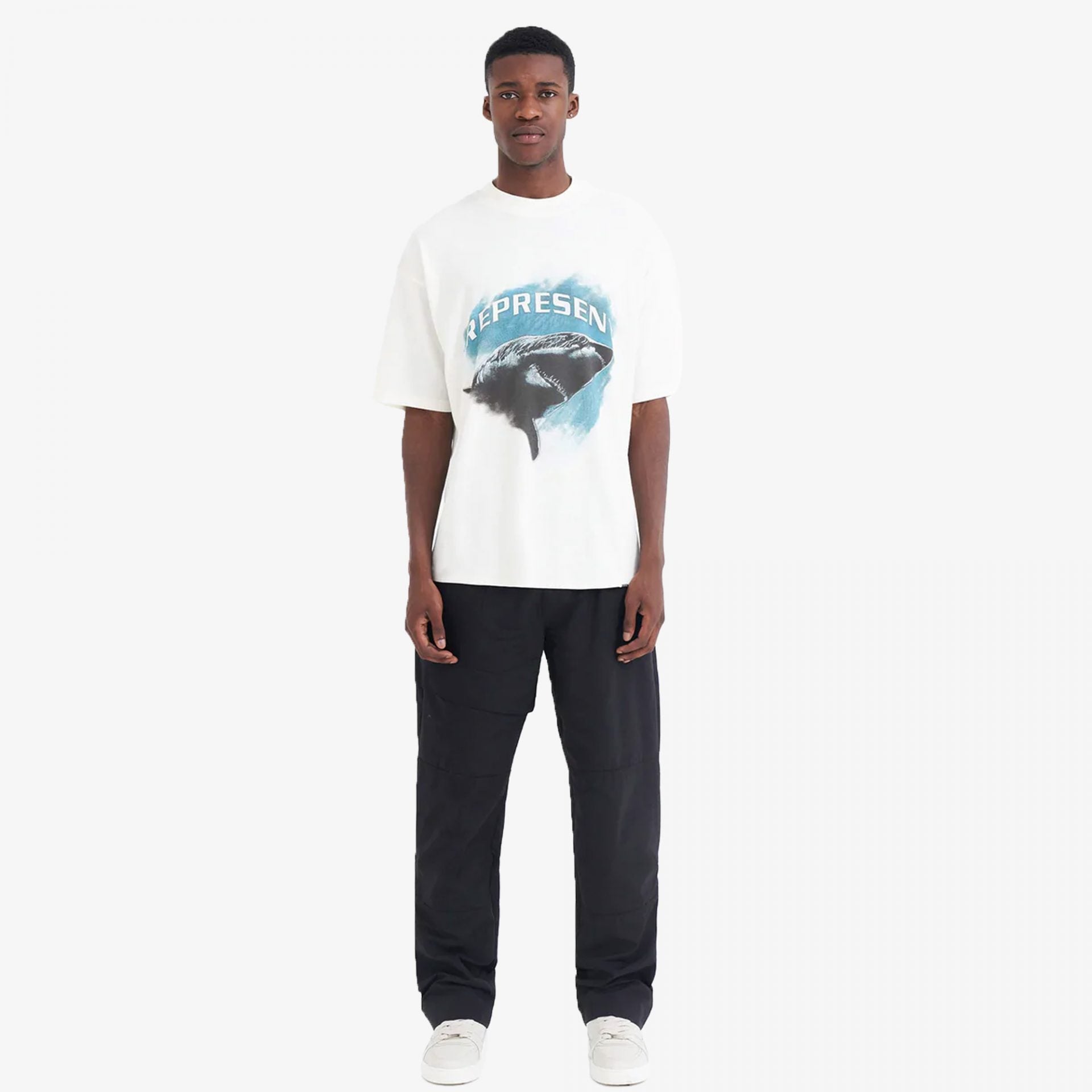 Represent | SHARK T-SHIRT 'FLAT WHITE'