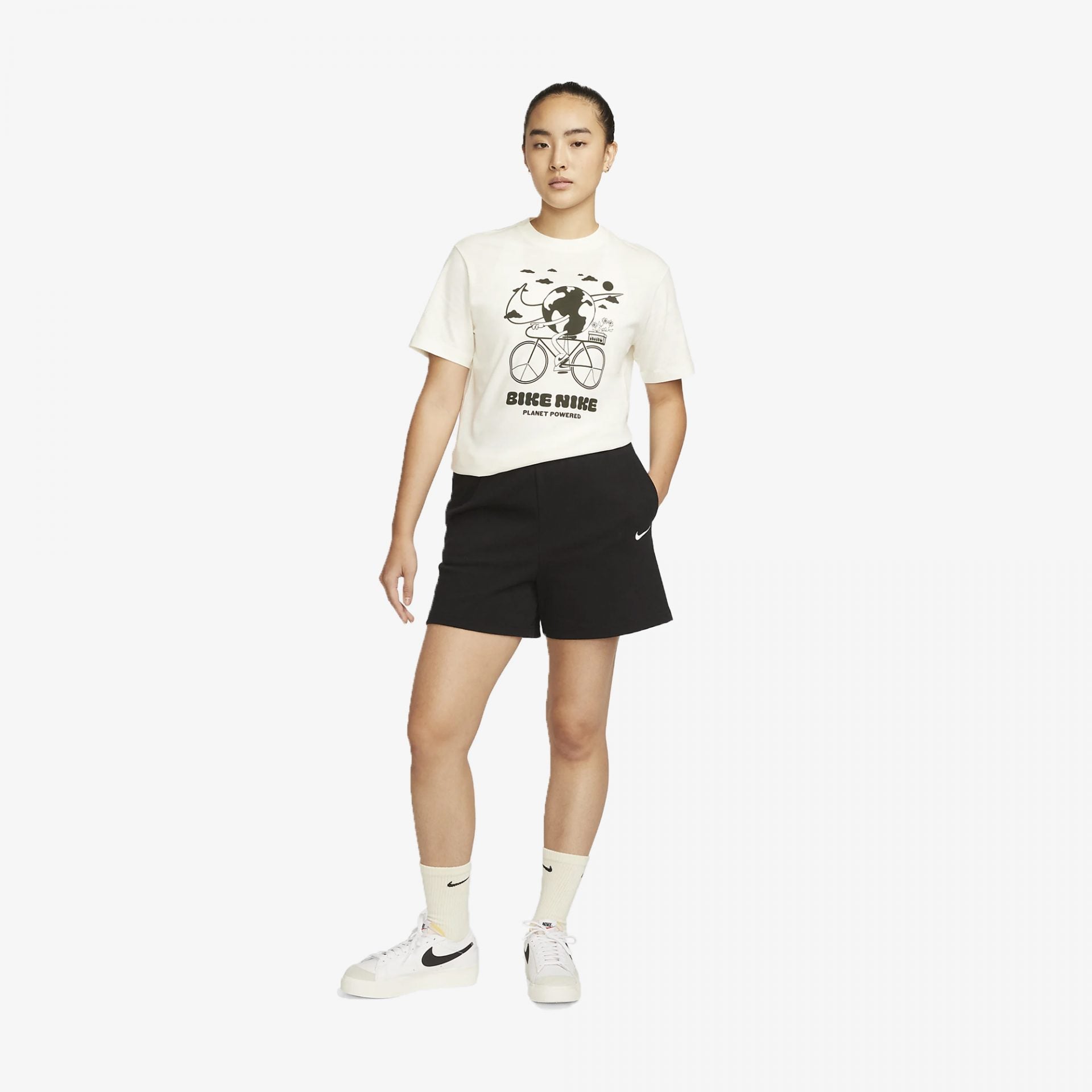 Nike | SPORTSWEAR EARTH DAY T-SHIRT  { SAIL