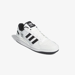 ADIDAS ORIGINALS | FORUM LOW CL { CORE WHITE/CORE BLACK