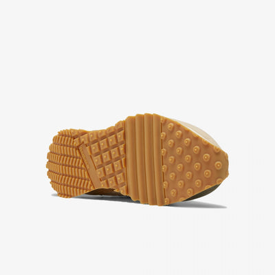 Reebok | ENGINEERED GARMENTS LX2200  { SOFT CAMEL