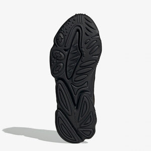 ADIDAS ORIGINALS | OZWEEGO { CORE BLACK