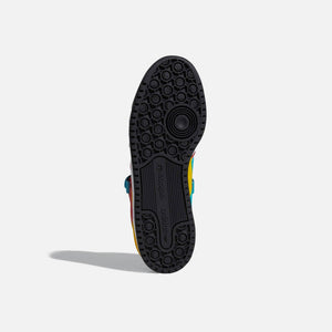 Adidas | FORUM LOW X SOUTH PARK  { CARTMAN