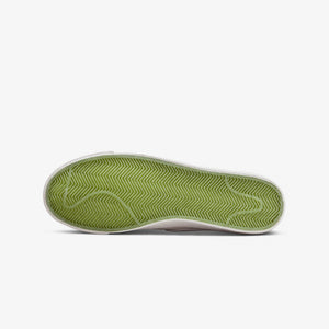 Nike | BLAZER LOW PRM { GHOST GREEN/SCREAM GREEN