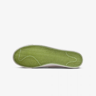 Nike | BLAZER LOW PRM { GHOST GREEN/SCREAM GREEN