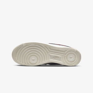 Nike | AIR FORCE 1 '07 LV8 { WHITE