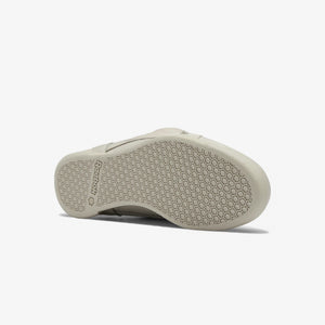 Reebok | CARDI B F/S HI  { BOULDER GREY