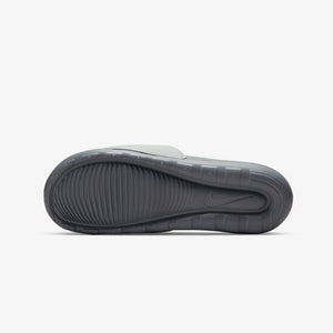 Nike | VICTORI ONE SLIDE  { GREY FOG / VOLT