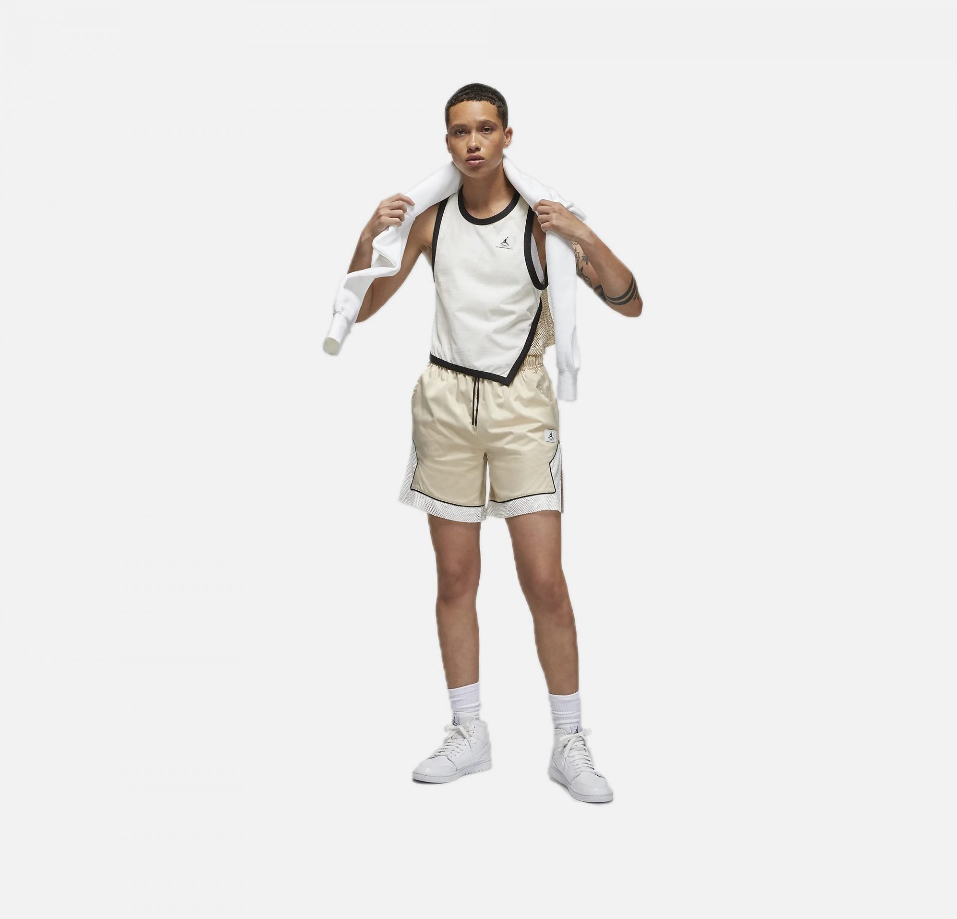 Jordan | JORDAN ESSENTIAL DIAMOND SHORT  { SAND DRIFT / SAIL