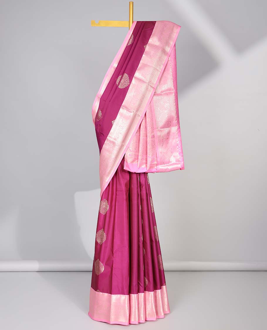 Red floral motifs gift saree with contrast paisley border & intricate zari design pallu