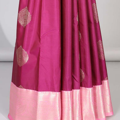 Red floral motifs gift saree with contrast paisley border & intricate zari design pallu