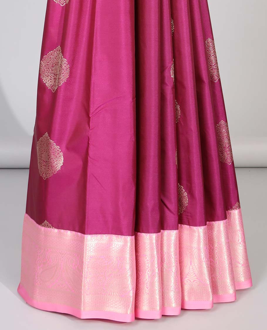 Red floral motifs gift saree with contrast paisley border & intricate zari design pallu