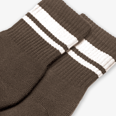 Superkicks | CREW SOCKS  { BROWN