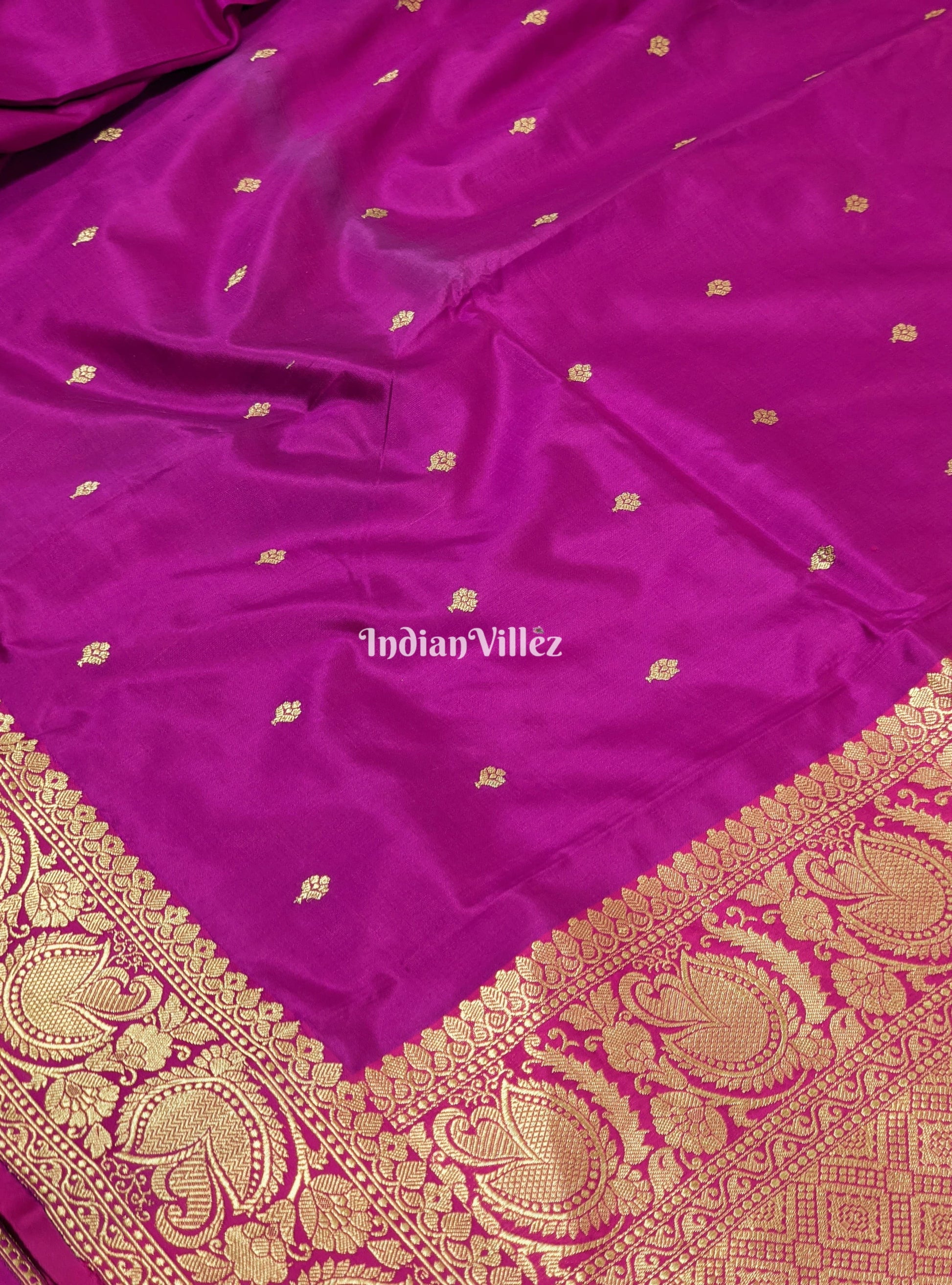 Purple Flower Motif Pure Banarasi Katan Silk Saree
