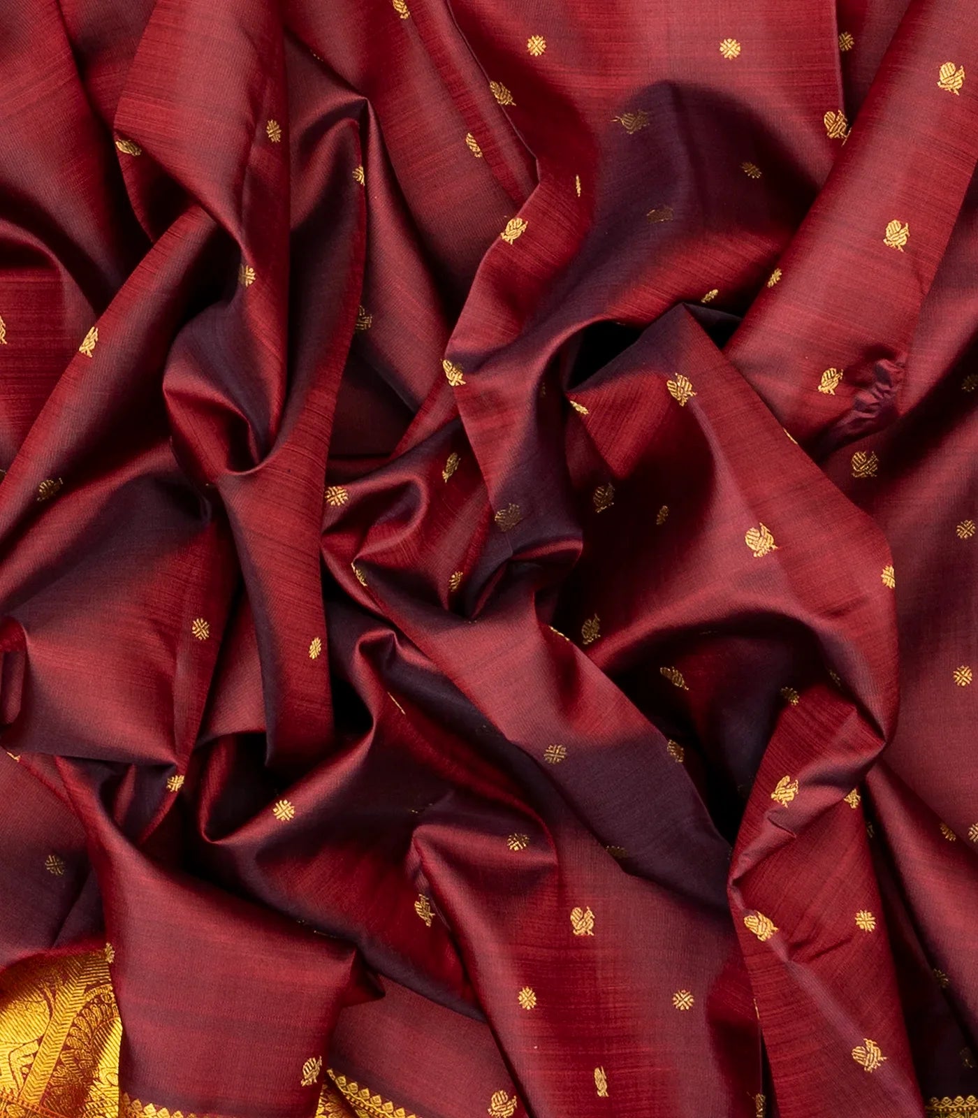 Maroon Handloom Kanchipuram Silk Saree With Annam Buttas