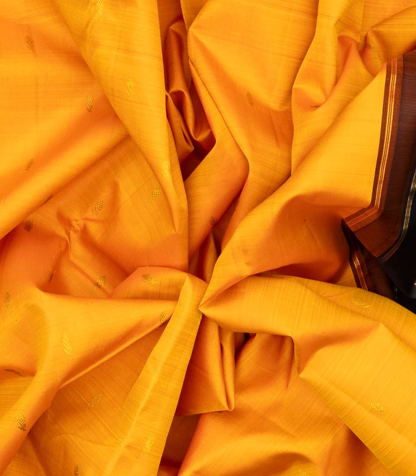 Yellow Handloom Kanchipuram Korvai Silk Saree With Floral Buttas