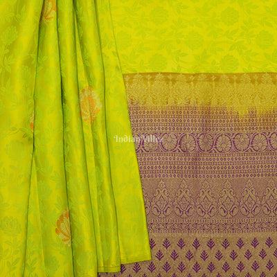 Parrot Green Flower Motif Pure Kanjivaram Silk Saree