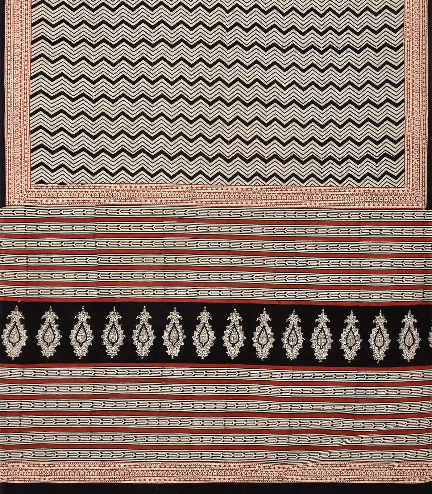 Cream Woven Jaipur Cotton Saree Printed With Black Chevron Motifs