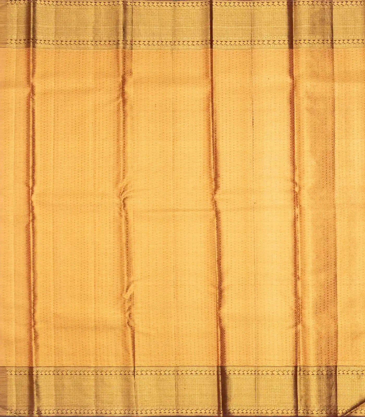 Peach Handloom Kanchipuram Tissue Silk Saree With Floral Motifs