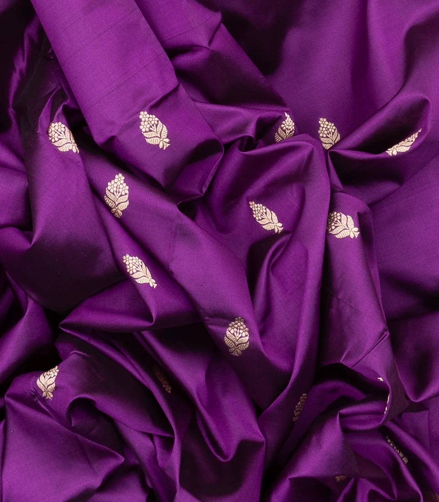 Purple Handloom Banarasi Silk Saree With Floral Buttas & Red Border