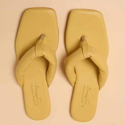 Strawlight Open Toe Flats